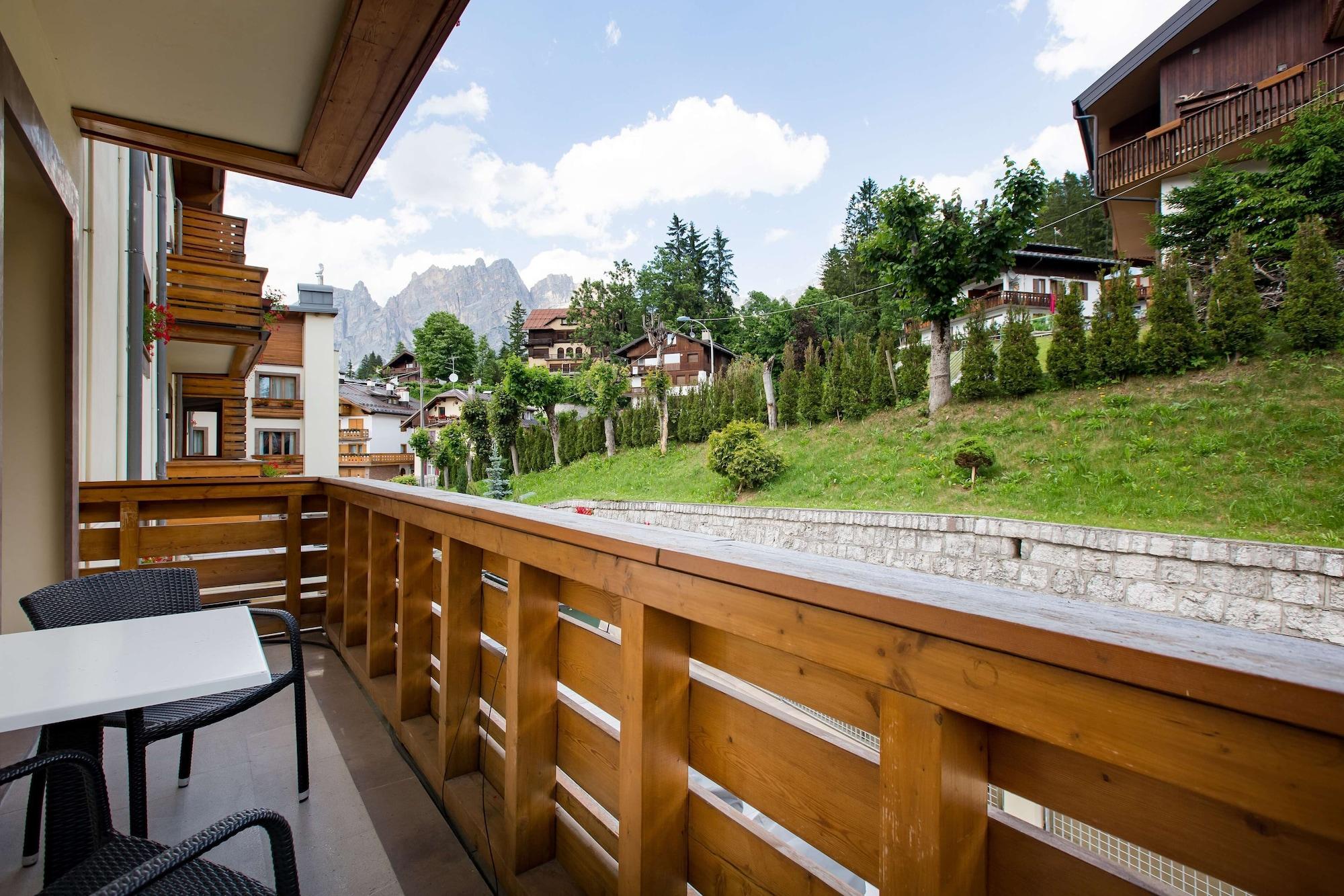 Radisson Residences Savoia Palace 4*