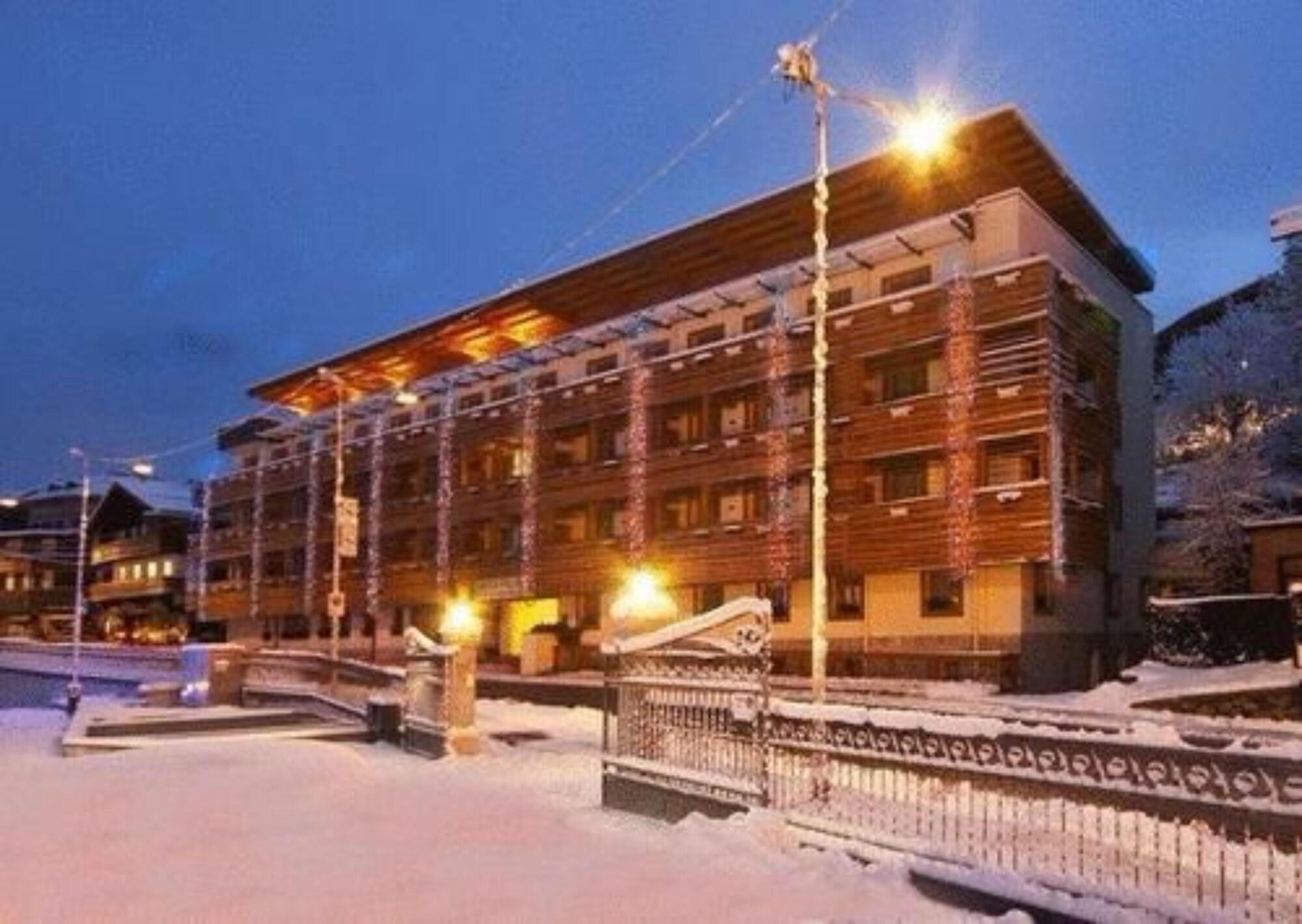 Radisson Residences Savoia Palace Aparthotel Cortina d'Ampezzo